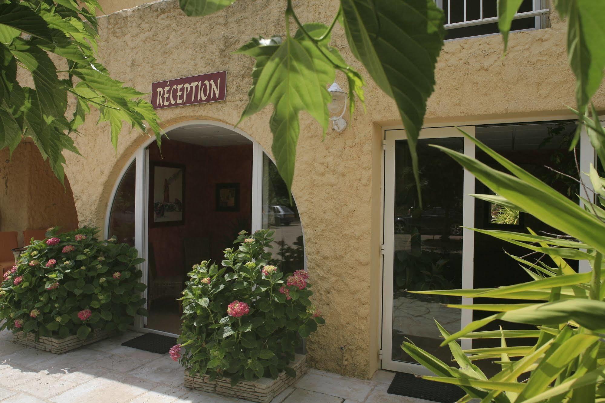 Hotel-Motel Agosta Plage Porticcio  Exterior photo